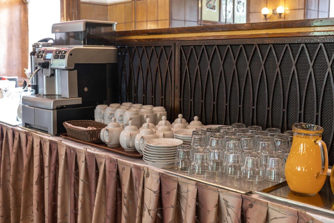 Hotel Slovan Пилзен Екстериор снимка
